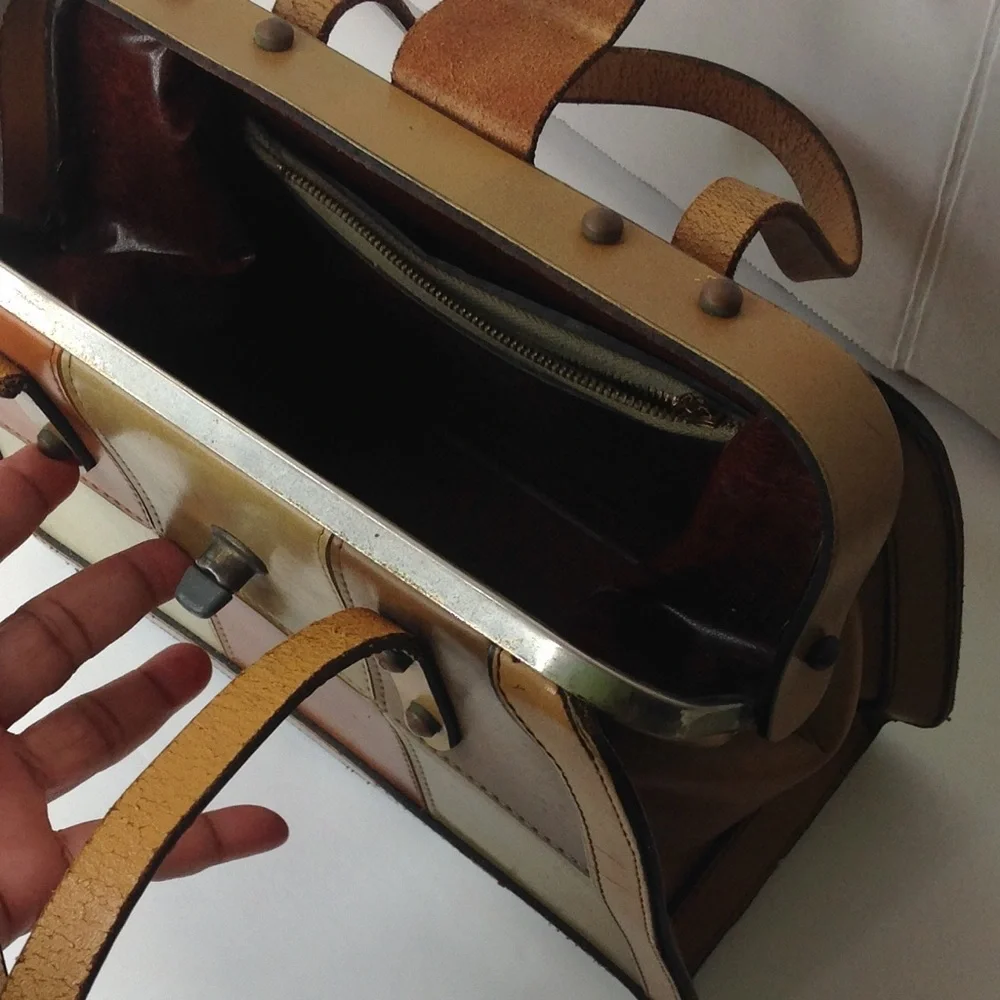 1980's Green Handbag Tan Color Block Leather